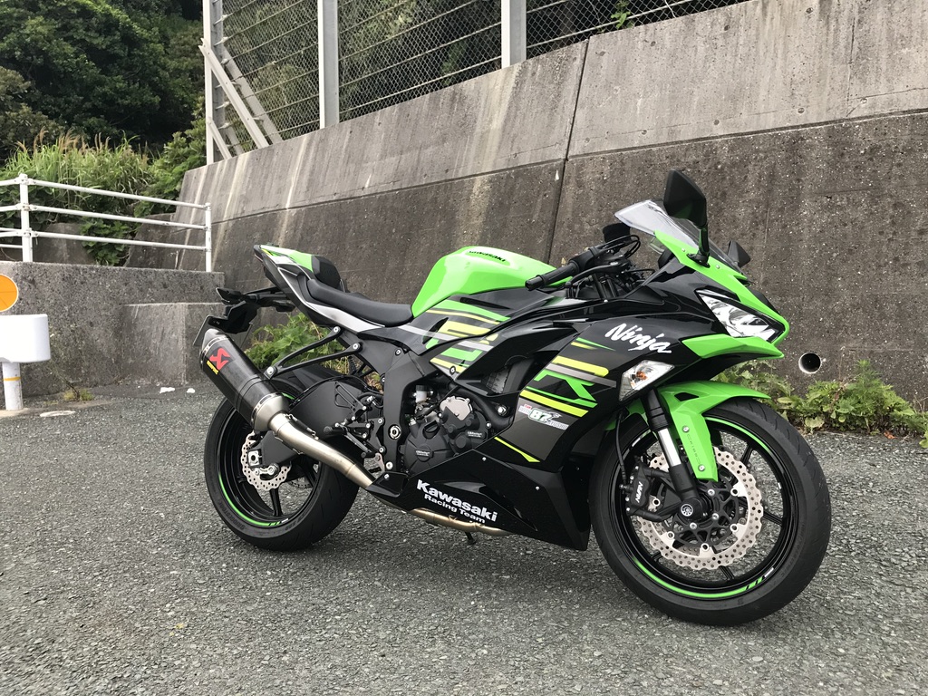 ZXR モデルのマフラーのカスタム   ゆずしのぼうけんのしょ